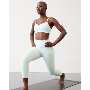 Athleta Salutation Stash Pocket II 7/8 Tight Size XL Glacier